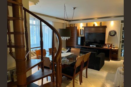 Apartamento à venda com 3 quartos, 200m² em Icaraí, Niterói