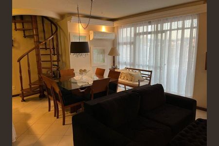 Apartamento à venda com 3 quartos, 200m² em Icaraí, Niterói