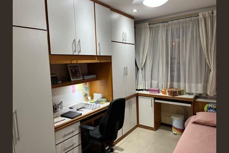 Apartamento à venda com 3 quartos, 200m² em Icaraí, Niterói
