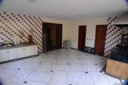 Foto 23 de casa à venda com 4 quartos, 360m² em Planalto, Belo Horizonte