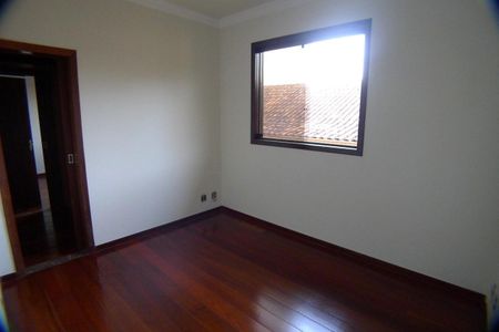 Foto 01 de casa à venda com 4 quartos, 360m² em Planalto, Belo Horizonte
