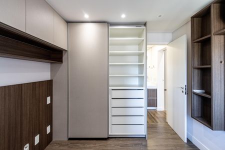 Apartamento à venda com 45m², 1 quarto e 1 vagaQuarto