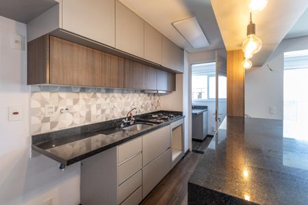 Cozinha de apartamento à venda com 1 quarto, 45m² em Pompeia, São Paulo