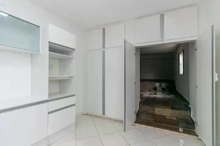 Casa à venda com 3 quartos, 232m² em Vila Lea, Santo André