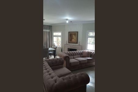 Casa à venda com 315m², 4 quartos e 4 vagas
