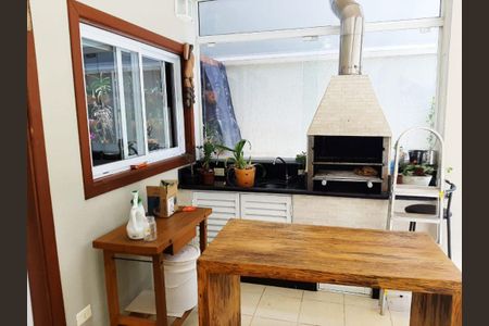 Casa à venda com 315m², 4 quartos e 4 vagas
