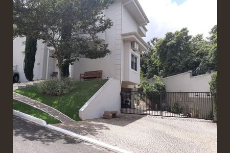 Casa à venda com 315m², 4 quartos e 4 vagas