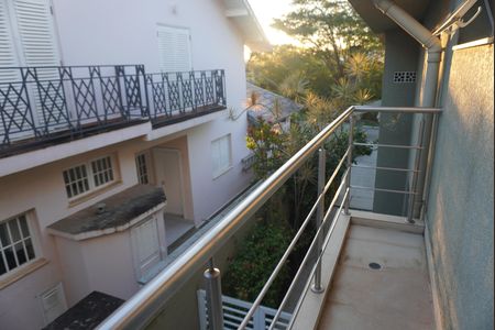 Sacada da Suite 1 de casa de condomínio à venda com 3 quartos, 500m² em Residencial Zero (tambore), Santana de Parnaíba
