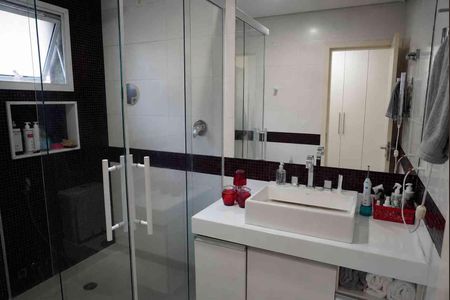Banheiro da Suíte 2 de casa de condomínio à venda com 3 quartos, 500m² em Residencial Zero (tambore), Santana de Parnaíba