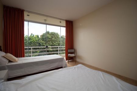 Casa à venda com 580m², 6 quartos e 3 vagas Casa à venda com 580m², 6 quartos e 3 vagasSuíte 3