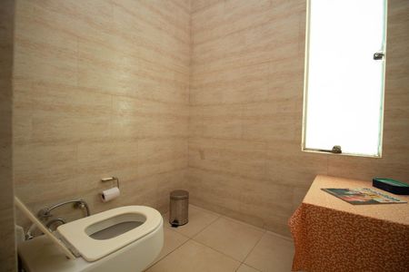 Casa à venda com 580m², 6 quartos e 3 vagas Casa à venda com 580m², 6 quartos e 3 vagasBanheiro da Suíte Master