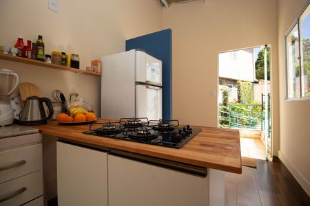 Casa à venda com 580m², 6 quartos e 3 vagas Casa à venda com 580m², 6 quartos e 3 vagasCozinha 2