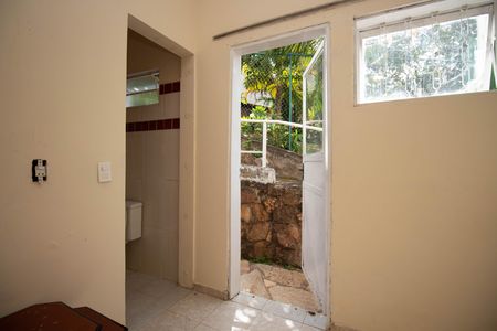 Casa à venda com 580m², 6 quartos e 3 vagas Casa à venda com 580m², 6 quartos e 3 vagasQuarto de Serviço