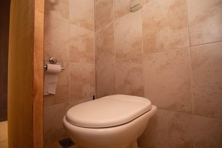 Casa à venda com 580m², 6 quartos e 3 vagas Casa à venda com 580m², 6 quartos e 3 vagasBanheiro da Suíte 3
