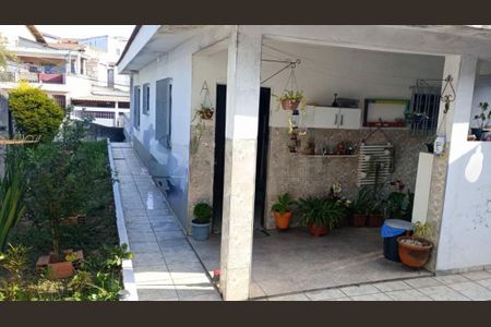 Casa à venda com 2 quartos, 155m² em Balneário São Francisco, Diadema