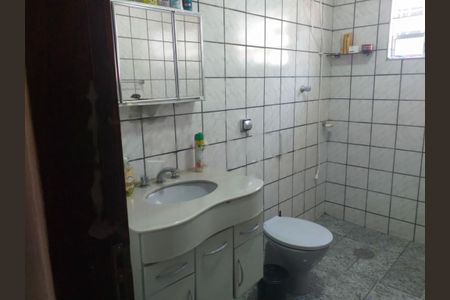 Casa à venda com 2 quartos, 155m² em Balneário São Francisco, Diadema