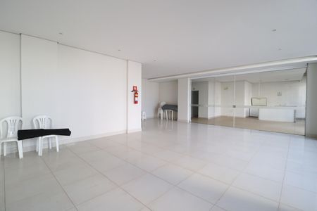 Apartamento para alugar com 74m², 2 quartos e 2 vagasÁrea comum - Salão de festas