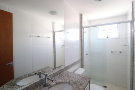 Apartamento para alugar com 74m², 2 quartos e 2 vagasBanheiro do Quarto 2