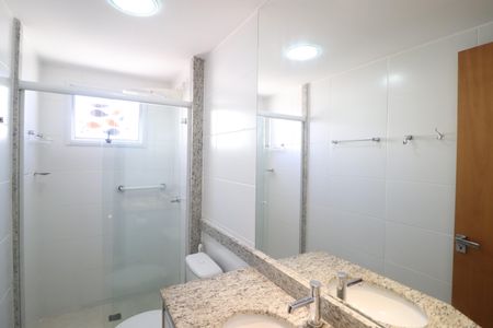 Apartamento para alugar com 74m², 2 quartos e 2 vagasBanheiro Social