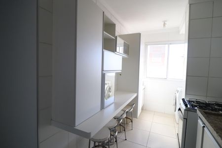 Apartamento para alugar com 74m², 2 quartos e 2 vagasCozinha