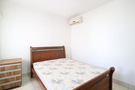 Apartamento para alugar com 74m², 2 quartos e 2 vagasQuarto 2 - Suíte