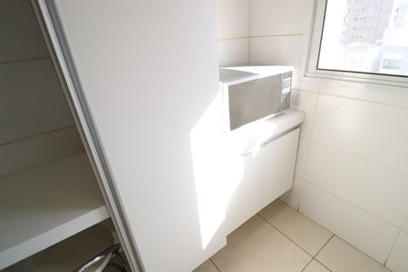 Apartamento para alugar com 74m², 2 quartos e 2 vagasCozinha e Área de Serviço