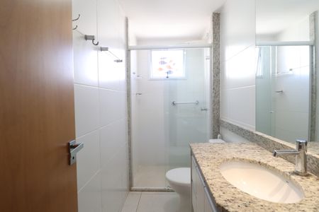 Apartamento para alugar com 74m², 2 quartos e 2 vagasBanheiro Social