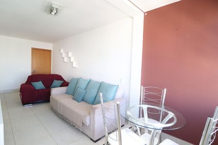 Apartamento para alugar com 74m², 2 quartos e 2 vagasSala