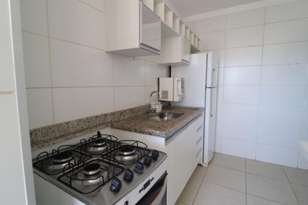Apartamento para alugar com 74m², 2 quartos e 2 vagasCozinha