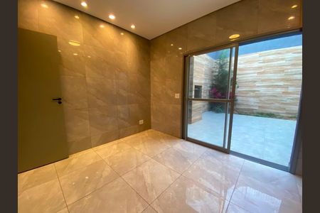 Casa para alugar com 3 quartos, 170m² em Vila Guarani, São Paulo