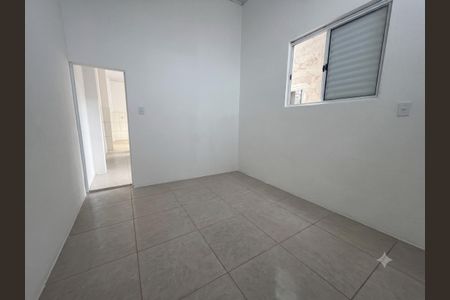 Casa para alugar com 17m², 1 quarto e sem vagaQuarto