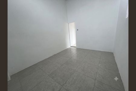 Casa para alugar com 17m², 1 quarto e sem vagaQuarto