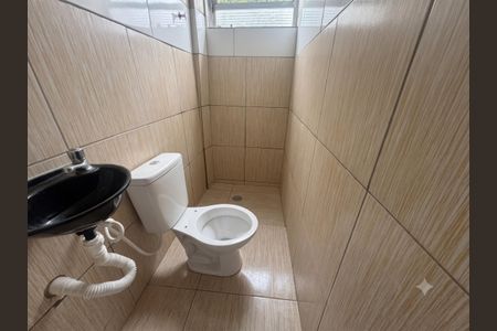 Casa para alugar com 17m², 1 quarto e sem vagaBanheiro