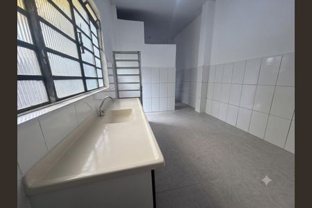 Casa para alugar com 17m², 1 quarto e sem vagaSala/ cozinha