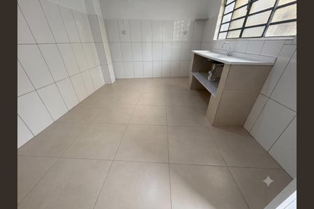 Casa para alugar com 17m², 1 quarto e sem vagaSala/ cozinha