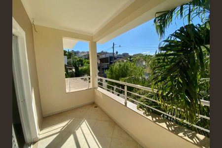 Casa à venda com 4 quartos, 291m² em Jardim Nova Suica, Valinhos