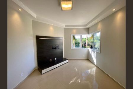 Casa à venda com 291m², 4 quartos e 4 vagas