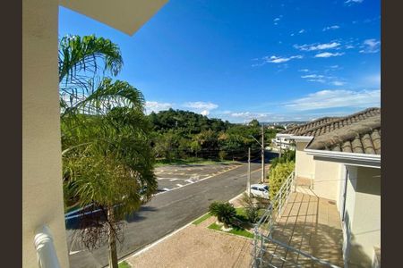 Casa à venda com 291m², 4 quartos e 4 vagas