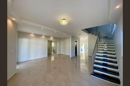 Casa à venda com 4 quartos, 291m² em Jardim Nova Suica, Valinhos