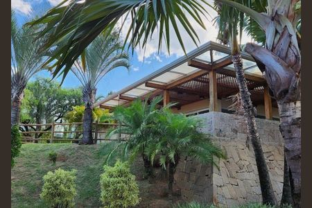 Casa à venda com 4 quartos, 291m² em Jardim Nova Suica, Valinhos