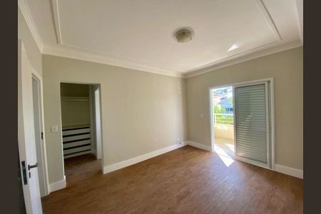 Casa à venda com 291m², 4 quartos e 4 vagas