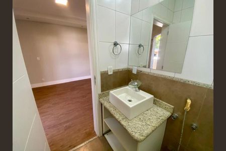 Casa à venda com 291m², 4 quartos e 4 vagas