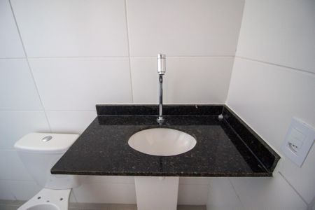 Apartamento para alugar com 62m², 2 quartos e 1 vaga Apartamento para alugar com 62m², 2 quartos e 1 vagaBanheiro da Suíte