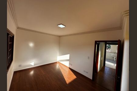 Foto 06 de casa para alugar com 6 quartos, 380m² em Vila Jordanopolis, São Bernardo do Campo