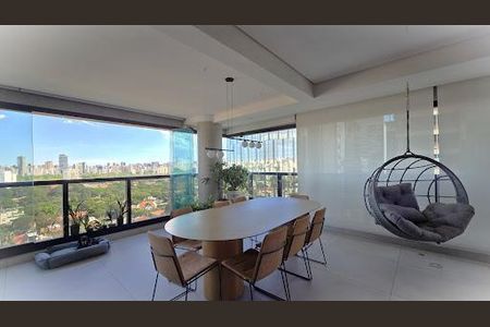 Apartamento à venda com 142m², 3 quartos e 2 vagas