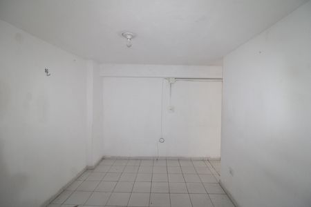 Casa para alugar com 40m², 1 quarto e sem vagaSala / Quarto