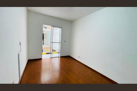 Sala de apartamento para alugar com 2 quartos, 50m² em Jardim Barro Branco, Cotia