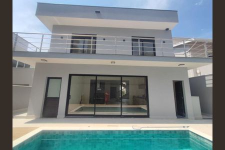 Casa à venda com 3 quartos, 239m² em Vila Santana, Valinhos