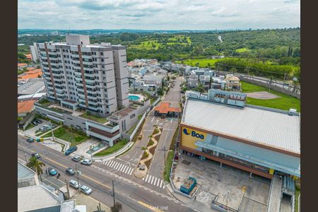 Casa à venda com 4 quartos, 276m² em Parque Residencial Eloy Chaves, Jundiaí