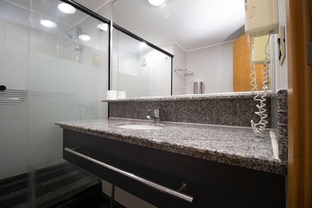 Studio para alugar com 80m², 1 quarto e 1 vaga Studio para alugar com 80m², 1 quarto e 1 vagaBanheiro da Suíte